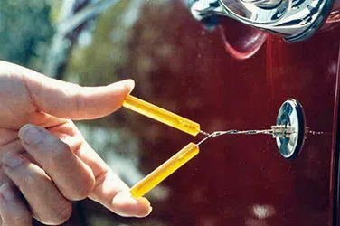 Community Locksmith Store Leesburg, VA 703-570-4209 - broken-key-extraction