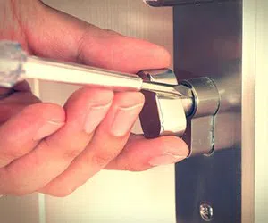 Community Locksmith Store Leesburg, VA 703-570-4209 - lock-locksmiths