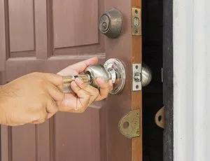 Community Locksmith Store Leesburg, VA 703-570-4209 Community Locksmith Store Leesburg, VA 703-570-4209 - locks-change
